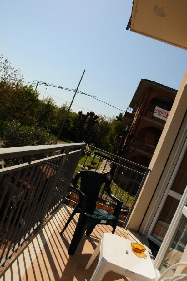 Andrea Affittacamere E B&B Solignano Nuovo Exteriör bild