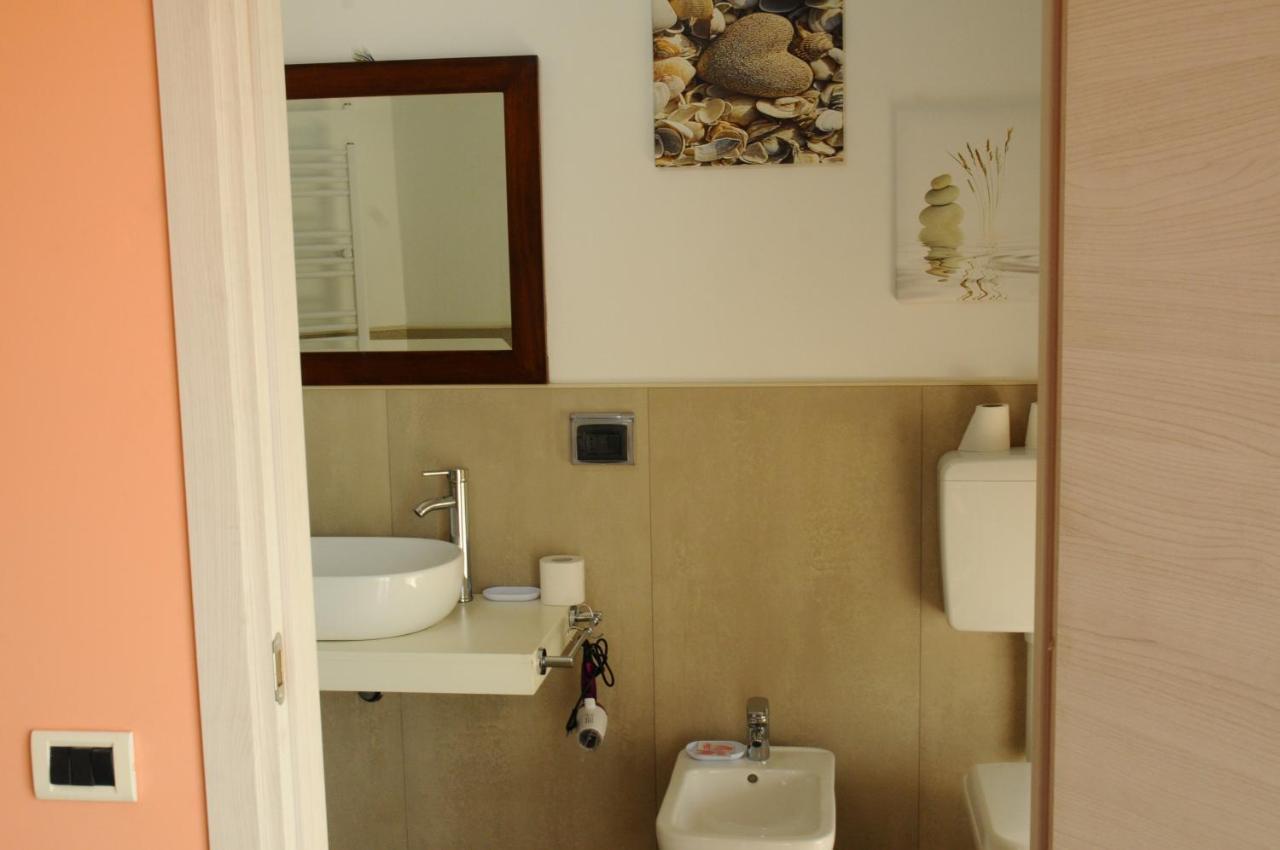 Andrea Affittacamere E B&B Solignano Nuovo Exteriör bild