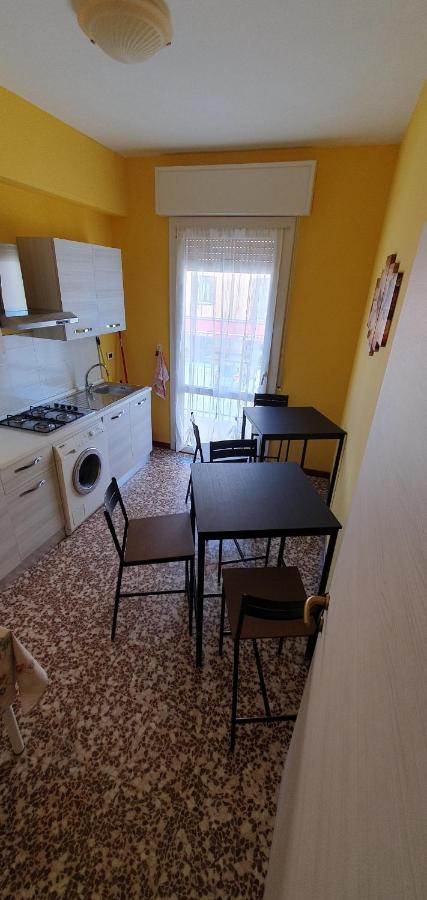 Andrea Affittacamere E B&B Solignano Nuovo Exteriör bild