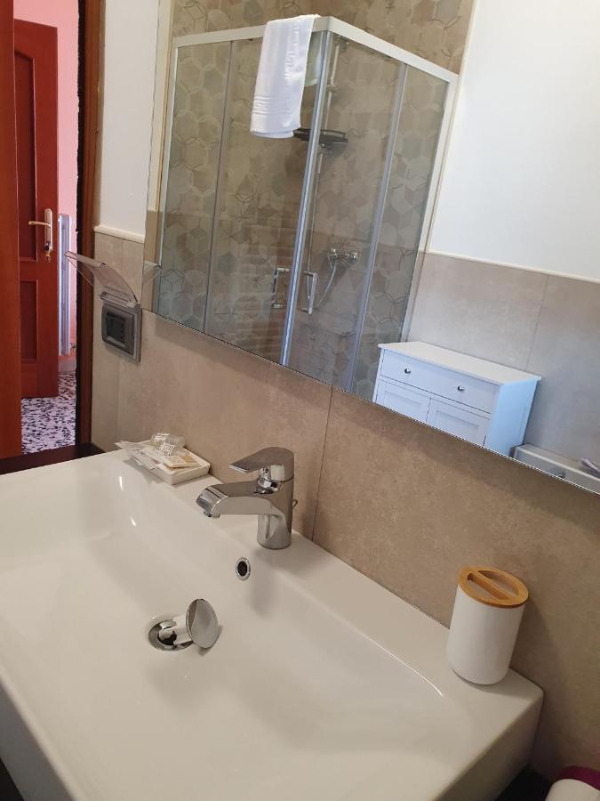 Andrea Affittacamere E B&B Solignano Nuovo Exteriör bild