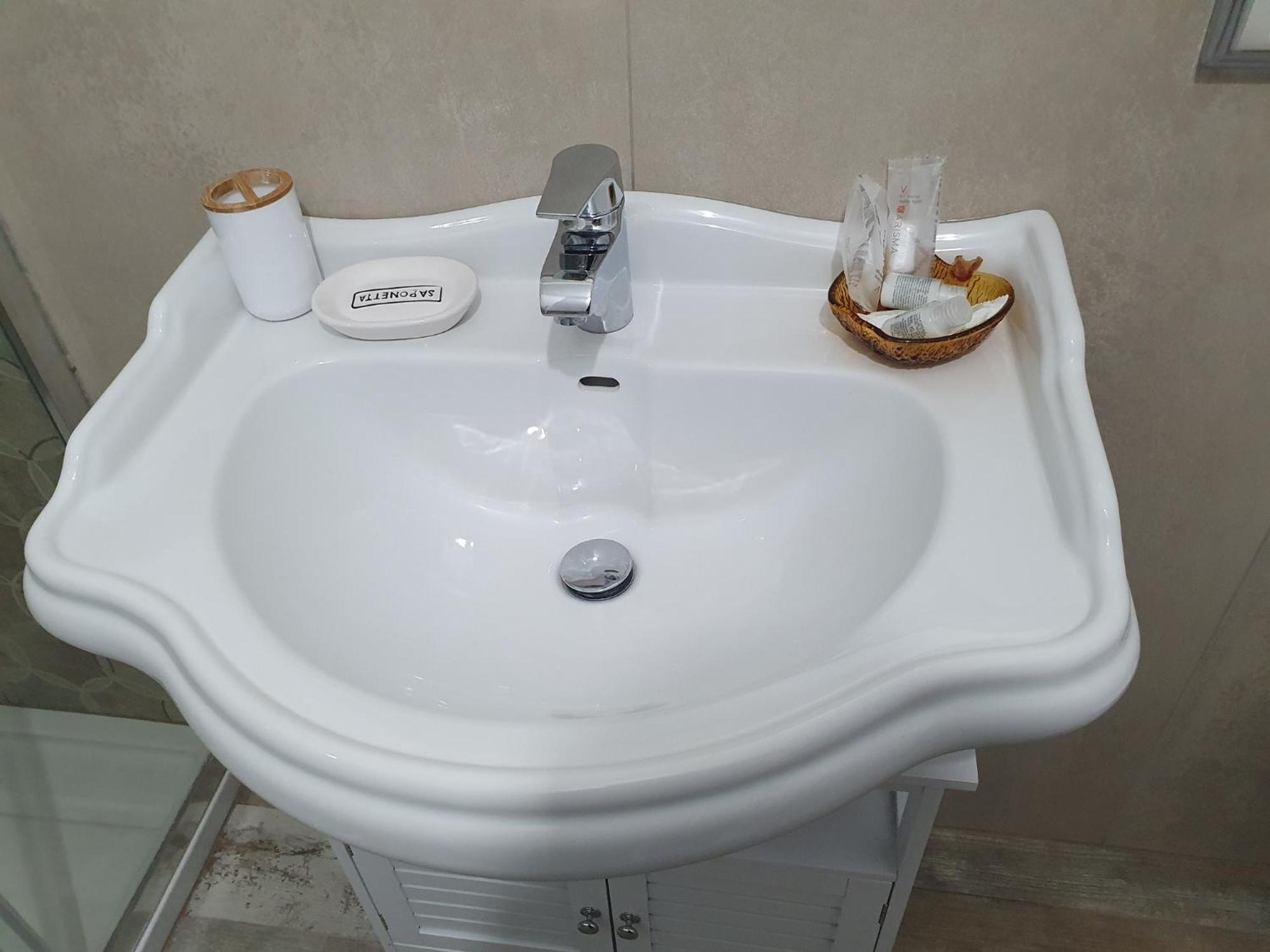 Andrea Affittacamere E B&B Solignano Nuovo Exteriör bild
