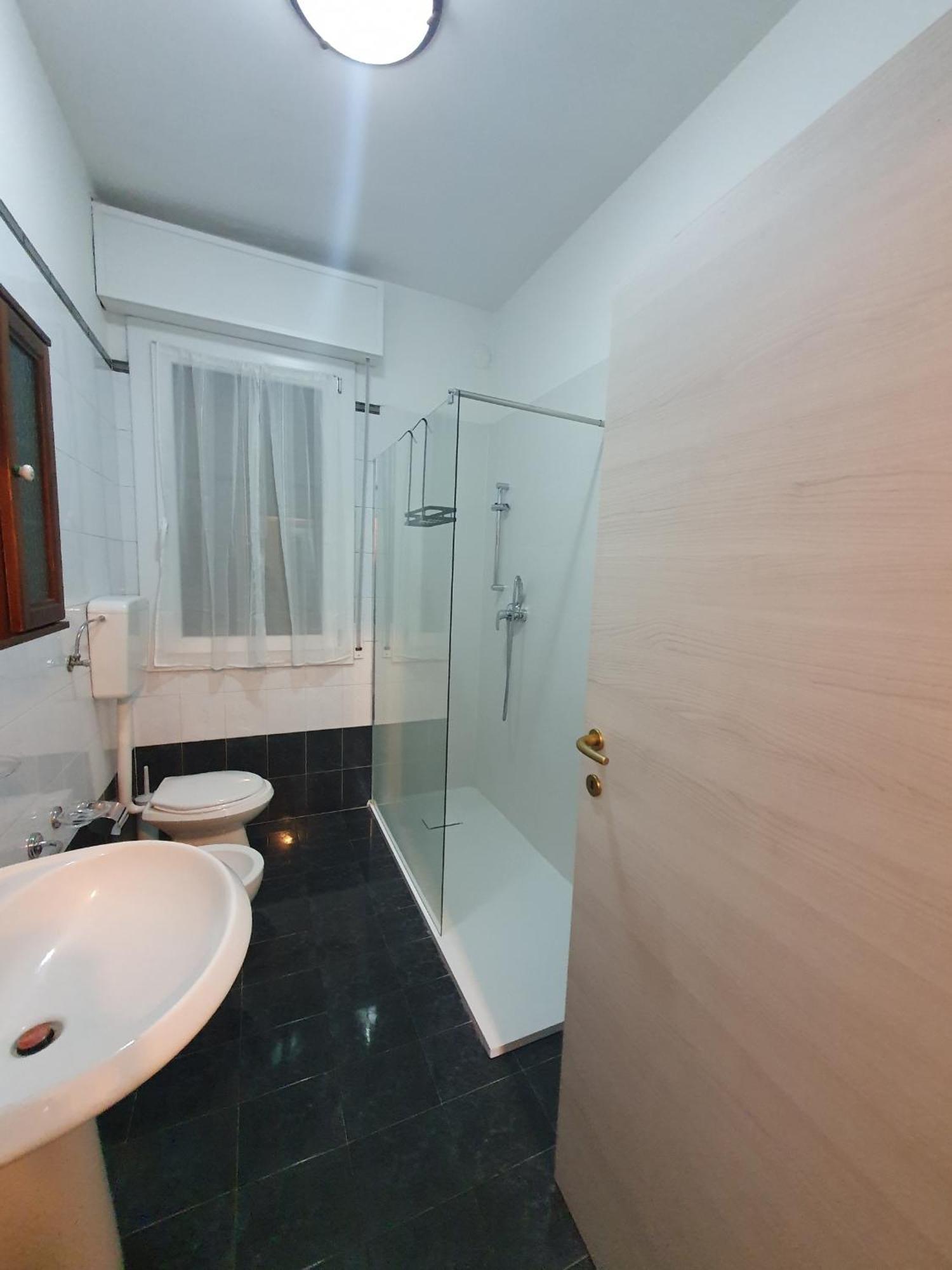 Andrea Affittacamere E B&B Solignano Nuovo Exteriör bild